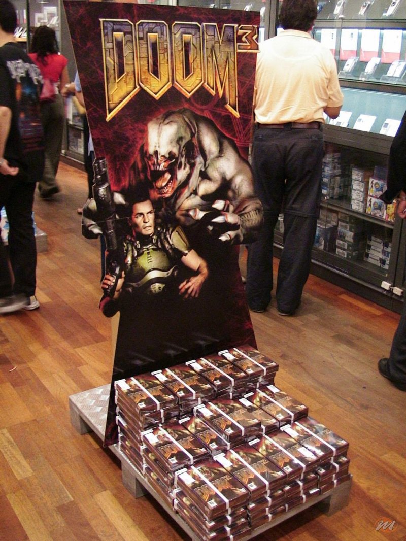 Pronto da appendere dietro al monitor, vi pare?