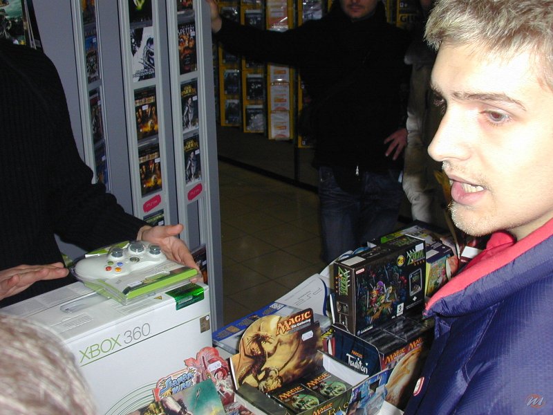 2.12.05 Il Lancio di Xbox 360 2.12.05 Il Lancio di Xbox 360