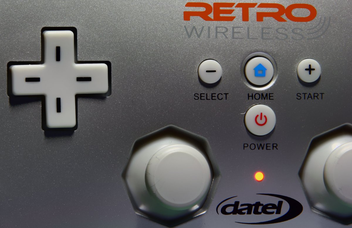 Datel - Retro Wireless Controller - Recensione - Controller ...