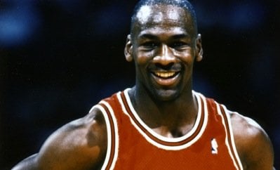 邁克爾·喬丹（Michael Jordan）：我們在視頻遊戲中追溯了冠軍的歷史