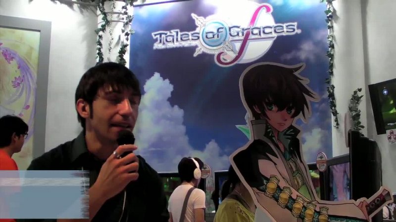 Un tizio poco raccomandabile approccia un cartonato di Tales of Graces F.