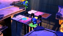 Disney Universe - Trailer di Monsters & Co. e di Alice in Wonderland