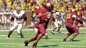 NCAA Football 13