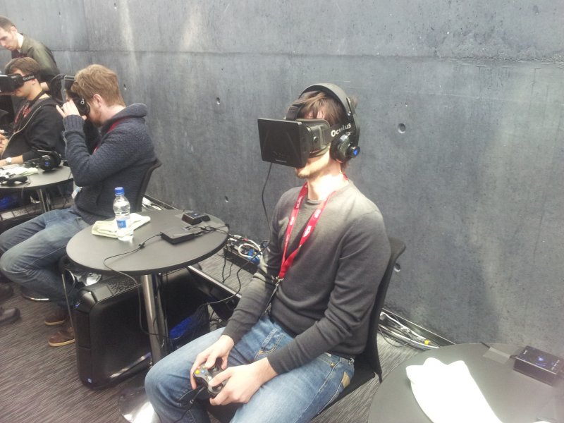 Navi spaziali e realtà virtuale Navi spaziali e realtà virtuale