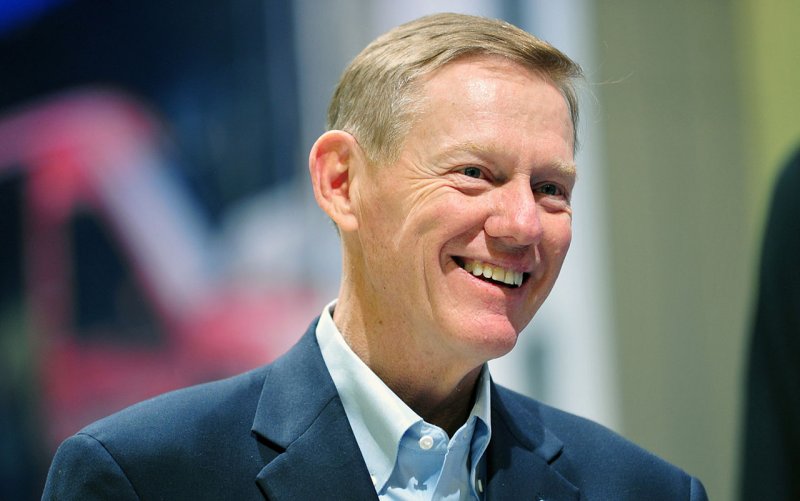Microsoft, il ruolo di CEO verrà ricoperto da Alan Mulally o da Satya Nadella