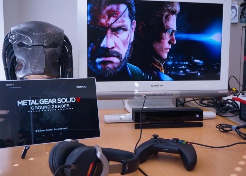 Kojima mostra Metal Gear Solid V: Ground Zeroes anche su Xbox One, con SmartGlass