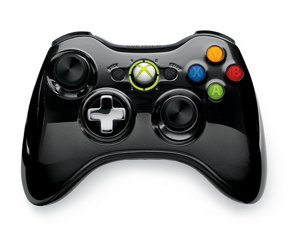 Microsoft presenta nuovi controller cromati per Xbox 360 Microsoft presenta nuovi controller cromati per Xbox 360