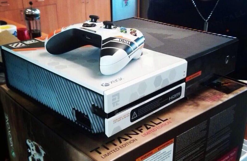 Svelato il bundle limited Xbox One di Titanfall Svelato il bundle limited Xbox One di Titanfall