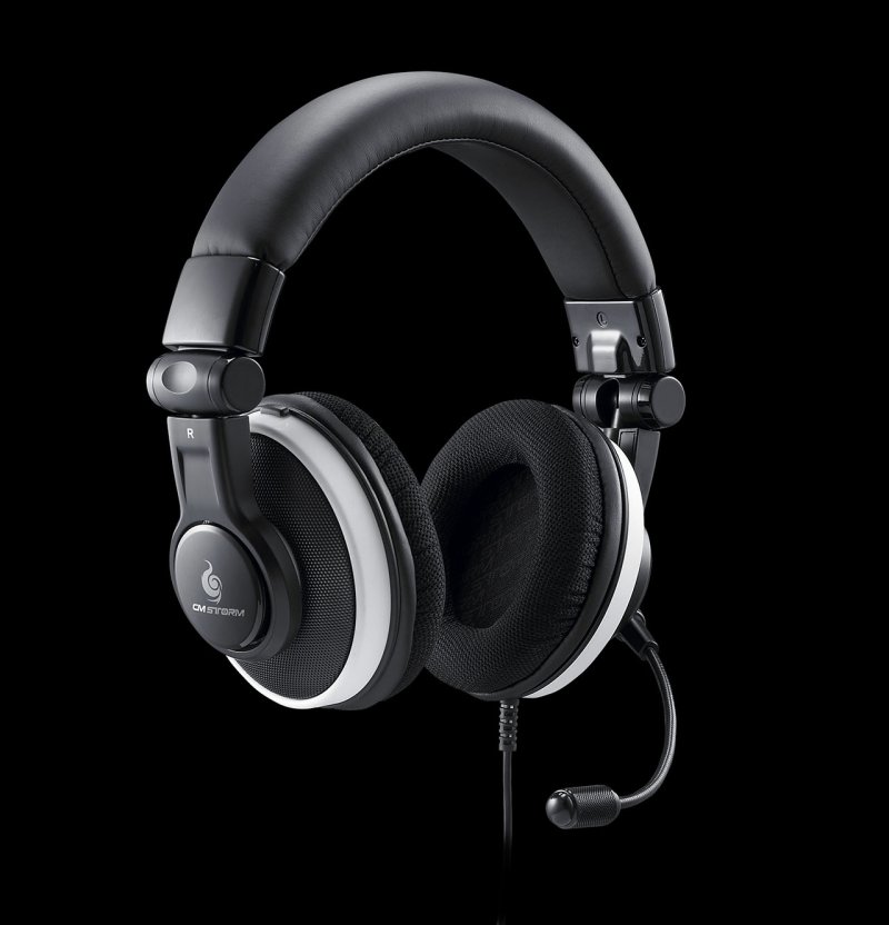 CM Storm Ceres 500 CM Storm Ceres 500