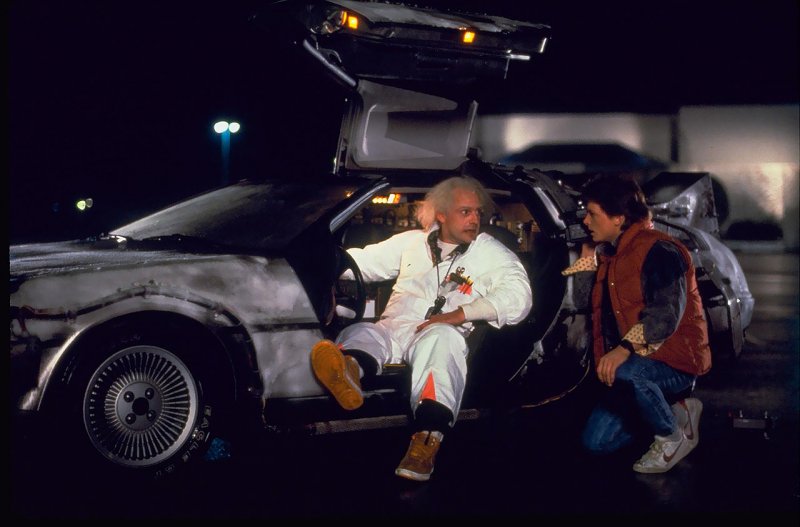 Microsoft presenta DeLorean, il sistema cloud di Xbox One che 'predice il futuro' Microsoft presenta DeLorean, il sistema cloud di Xbox One che 'predice il futuro'