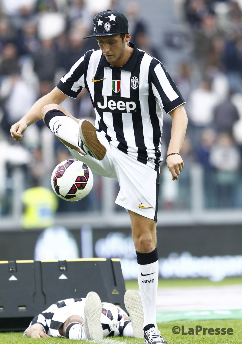 Call of Duty: Advanced Warfare si rende protagonista di Juventus - Palermo Call of Duty: Advanced Warfare si rende protagonista di Juventus - Palermo