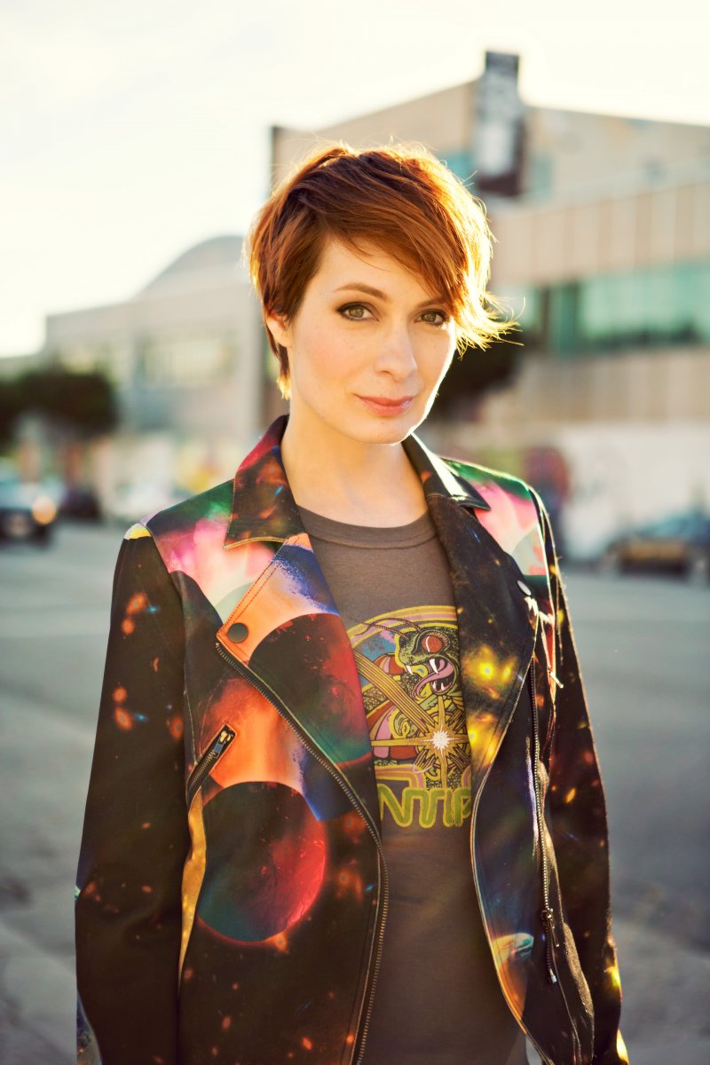 Anche Felicia Day vittima del manganello virtuale del #GamerGate: finiti in rete i suoi dati personali