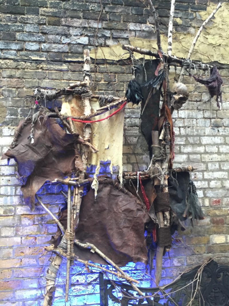 Chi non muore in compagnia...