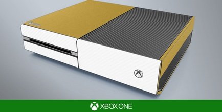 Microsoft risponde alle provocazioni di Sony presentando una Xbox One bianca e oro Microsoft risponde alle provocazioni di Sony presentando una Xbox One bianca e oro