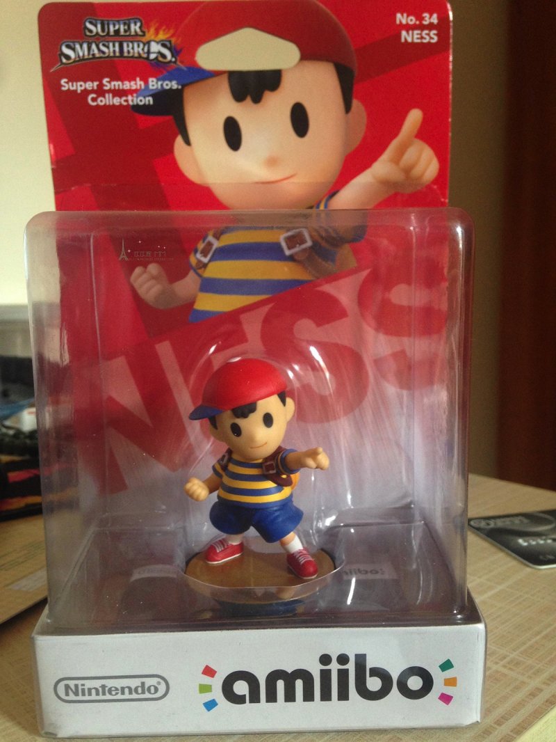 Spuntano un paio di foto sull'amiibo di Ness
