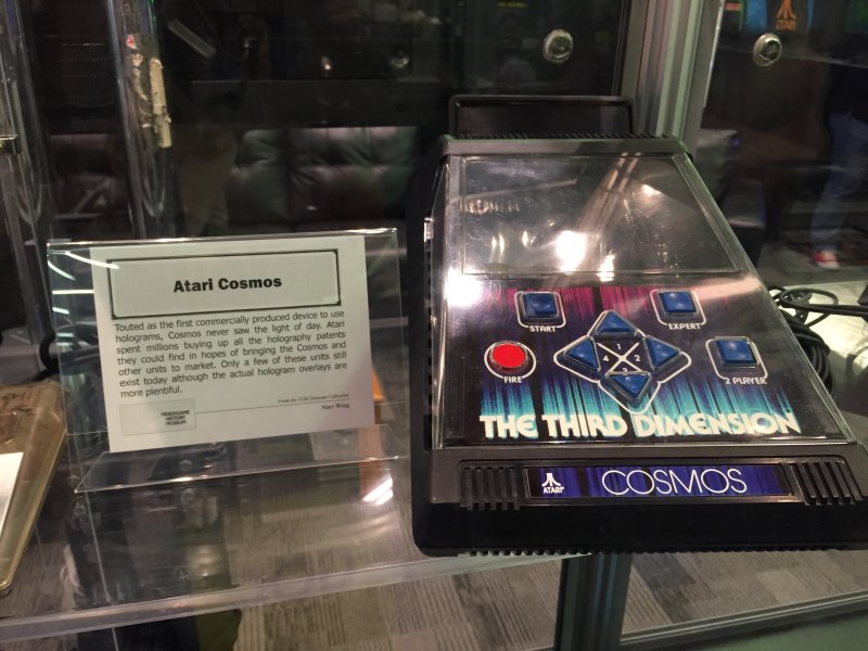 Atari Cosmos, il primo prodotto commerciale che utilizzava ologrammi