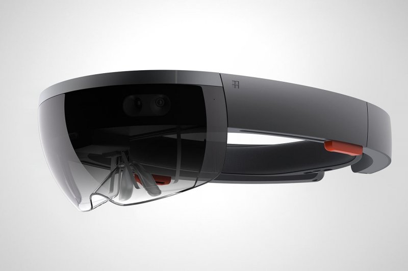 HoloLens costerà molto più di una console da gioco