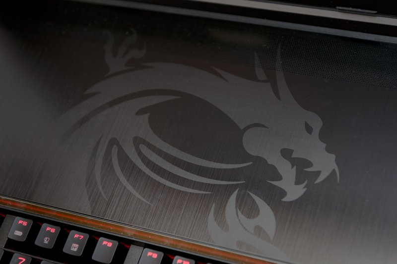 MSI GT80 2QE Titan SLI MSI GT80 2QE Titan SLI