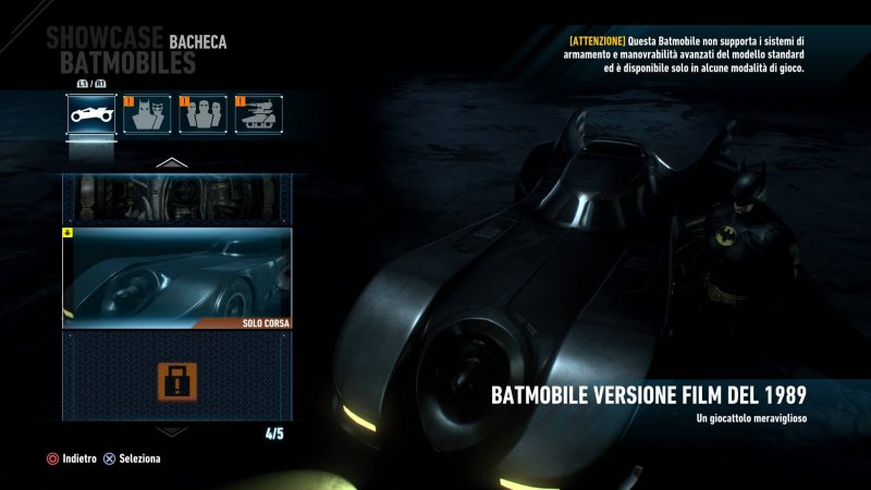 Batmobile e costumi Batmobile e costumi