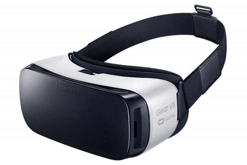 Samsung Gear VR sarà disponibile in Italia a partire da domani