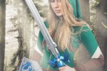 Stanchi di attendere il nuovo The Legend of Zelda? Intanto potete acquistare il merchandise ufficiale - Notizia