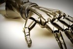Gli sviluppatori di Deus Ex: Mankind Divided collaborano con Open Bionics e Razer per la creazione di arti bionici - Notizia