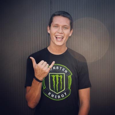 Counter-Strike: Global Offensive スキンを受け入れたベッティング サイトを誤解を招くビデオで宣伝した YouTuber が報告されました