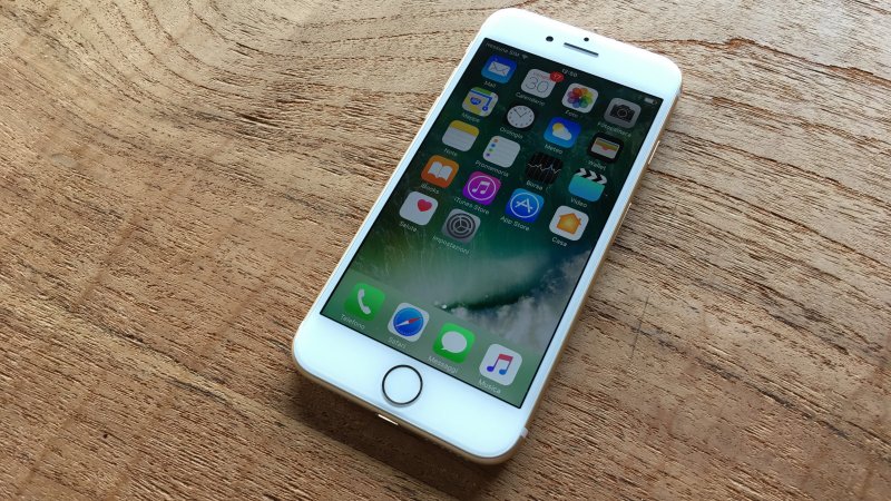 Apple ha reso disponibile l'aggiornamento 10.2 di iOS