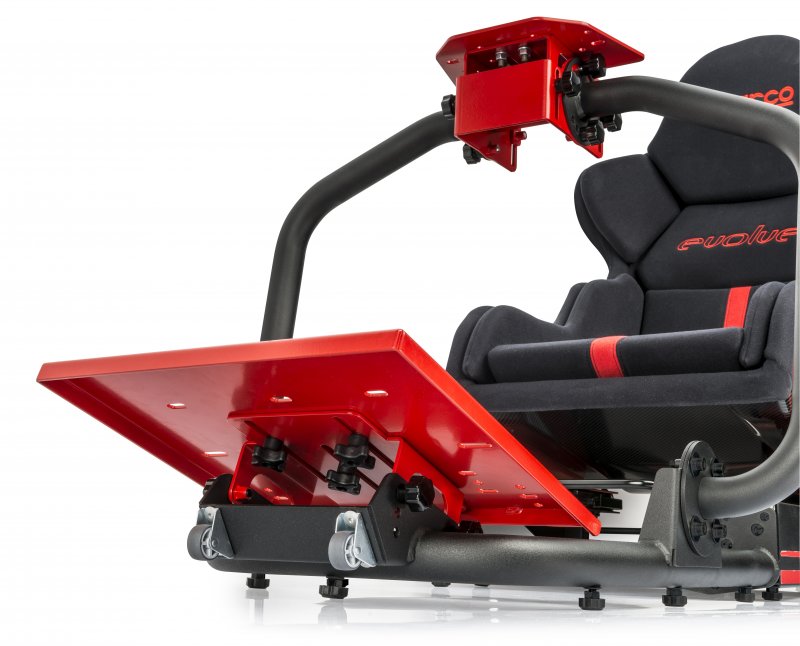 Sparco entra a tavoletta nel mondo dei videogiochi Sparco entra a tavoletta nel mondo dei videogiochi