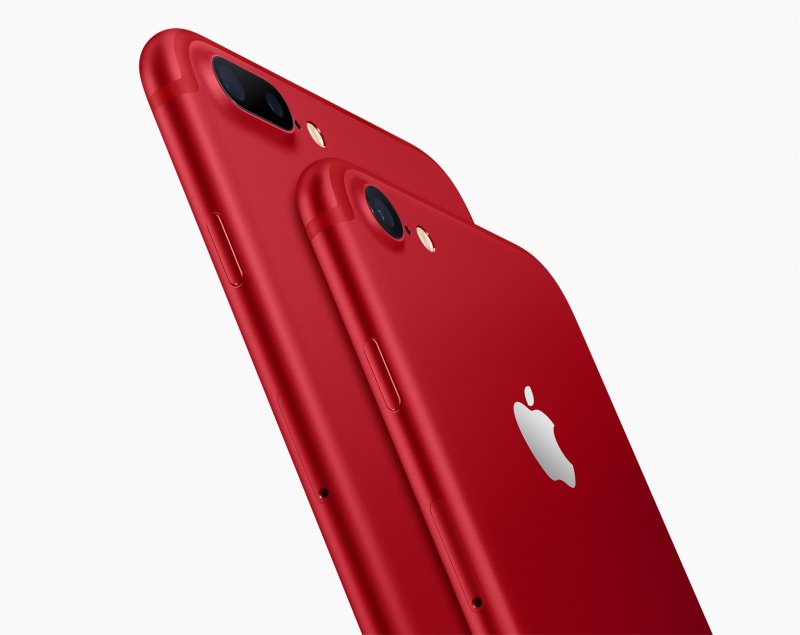 Apple presenta iPhone 7 e iPhone 7 Plus (PRODUCT)RED Special Edition e promuove la lotta all'AIDS