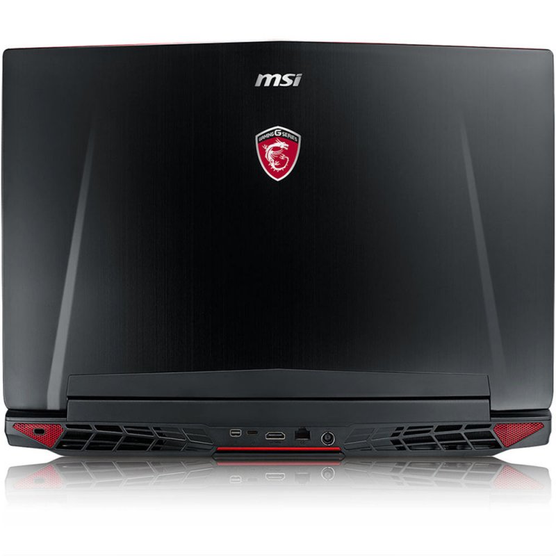 Le uscite video, l'ethernet e l'attacco per l'alimentazione