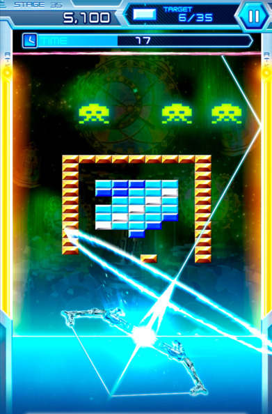 Arkanoid vs Space Invaders