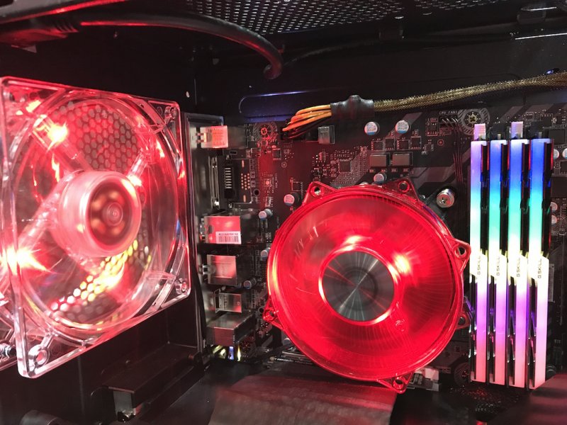 MSI Infinite: il ritorno dei mid tower