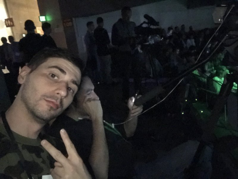 Pochi minuti all'inizio della conferenza Microsoft all'E3 2017, ecco qualche immagine dall'evento