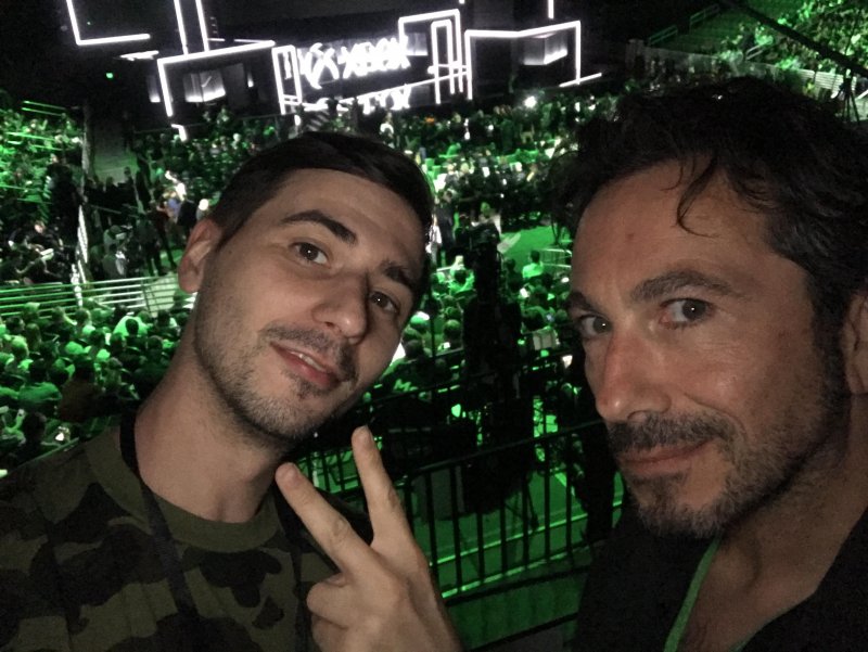 Pochi minuti all'inizio della conferenza Microsoft all'E3 2017, ecco qualche immagine dall'evento