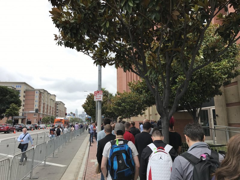 Pochi minuti all'inizio della conferenza Microsoft all'E3 2017, ecco qualche immagine dall'evento