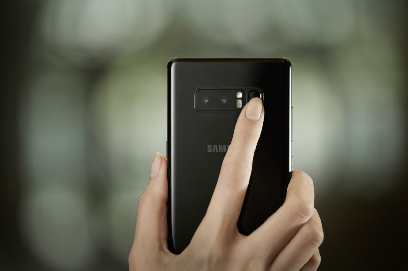 Samsung ha presentato Galaxy Note 8, ecco le caratteristiche tecniche e le prime immagini