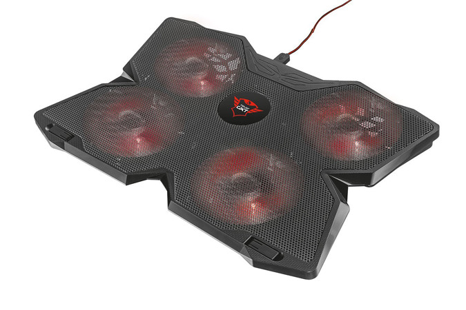 Trust è protagonista della giornata di sconti su Amazon con tantissimi prodotti in saldo, ma non manca un monitor 4K