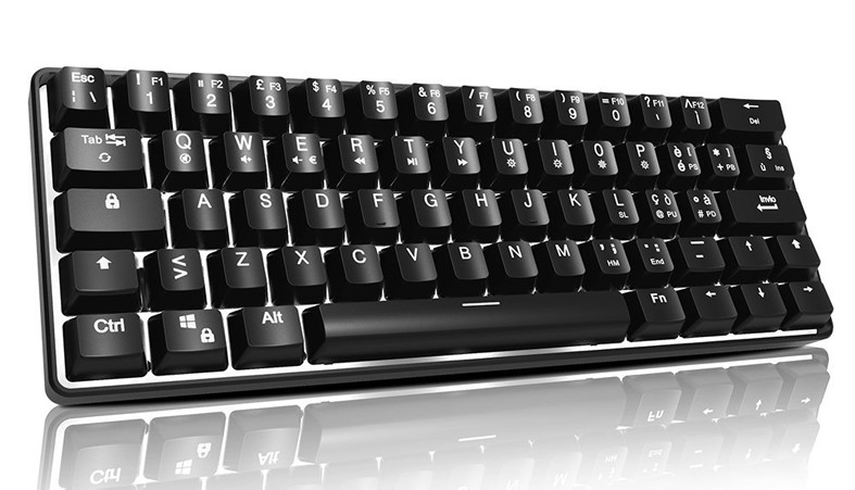 Cuffie Bose QuietComfort 25 in forte sconto, insieme a case Corsair Crystal Series, smartphone Honor e tanto altro nelle promozioni di oggi su Amazon