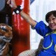 Cosa fare a 70 anni? La cosplayer di Chun-Li, ovviamente