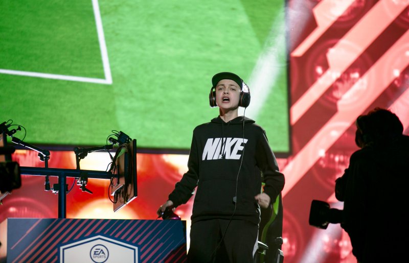 L'esport di FIFA 18  riparte da FUT!