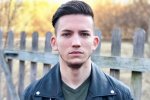 Giocatore professionista di Fortnite cacciato dalla sua squadra per aver sfidato degli aspiranti suicidi ad andare fino in fondo - Notizia