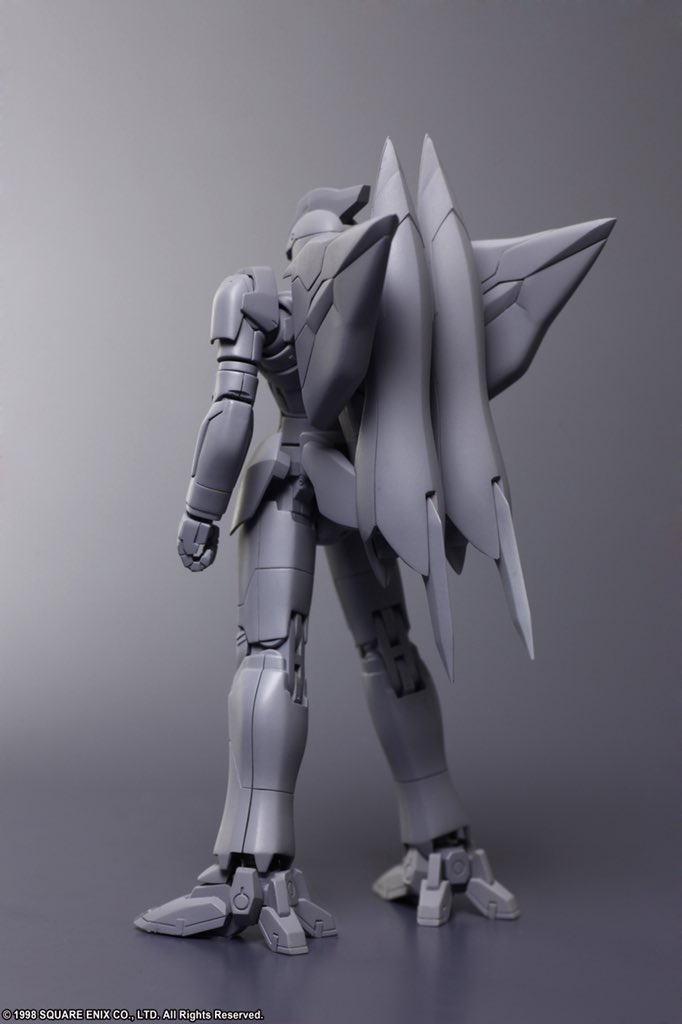 Una prima occhiata al modellino del Weltall, per il ventesimo anniversario di Xenogears