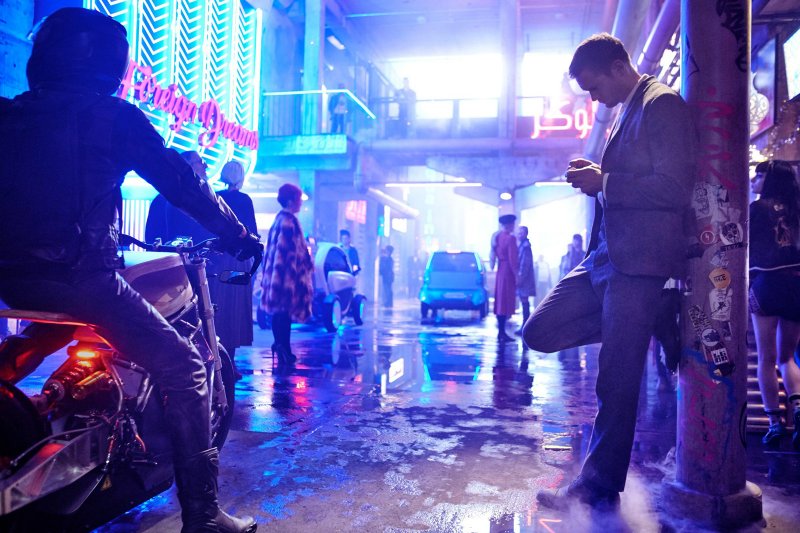Mute: su Netflix lo sci-fi di Duncan Jones