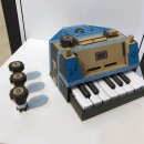 Nintendo Labo: John Carpenter suona la musica di Halloween con il piano di cartone, o almeno ci prova