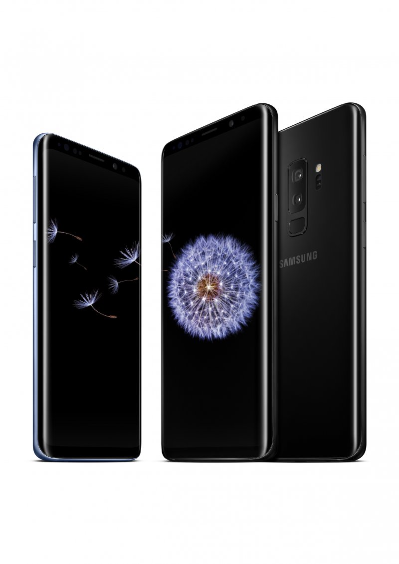 Samsung Galaxy S10: tre modelli e sensore di impronte digitali sotto il display Samsung Galaxy S10: tre modelli e sensore di impronte digitali sotto il display