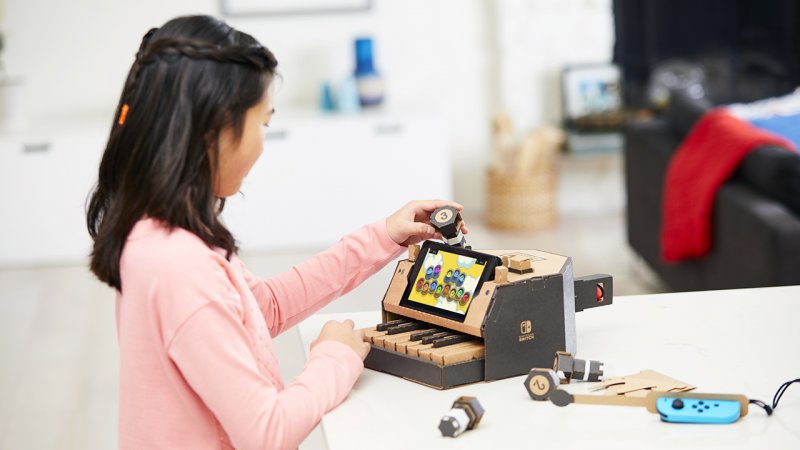 Il creatore di Rez e il producer di Tekken apprezzano Nintendo Labo Il creatore di Rez e il producer di Tekken apprezzano Nintendo Labo
