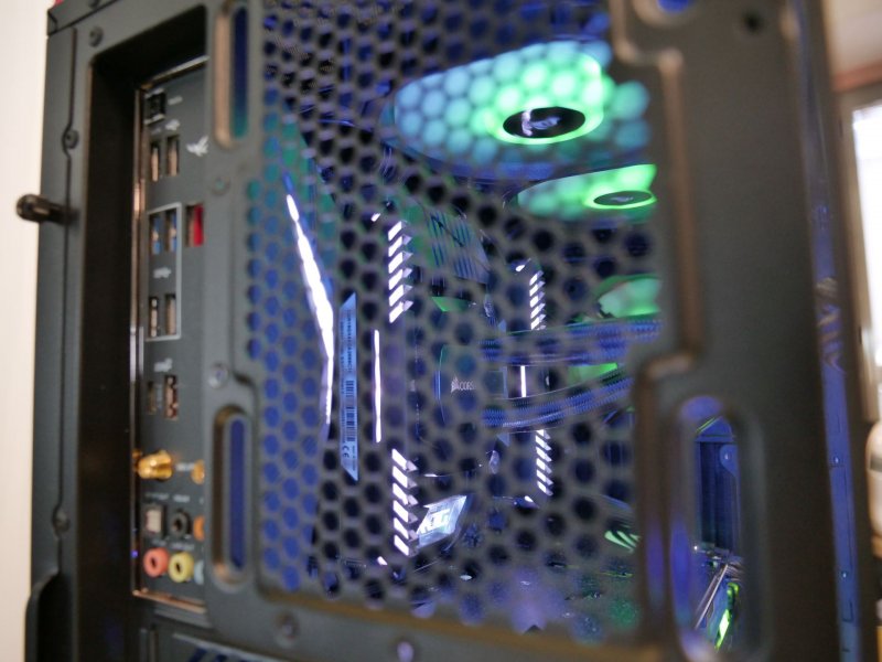 WinBlu PBA Extreme Edition: la recensione del desktop ad altissime prestazioni WinBlu PBA Extreme Edition: la recensione del desktop ad altissime prestazioni