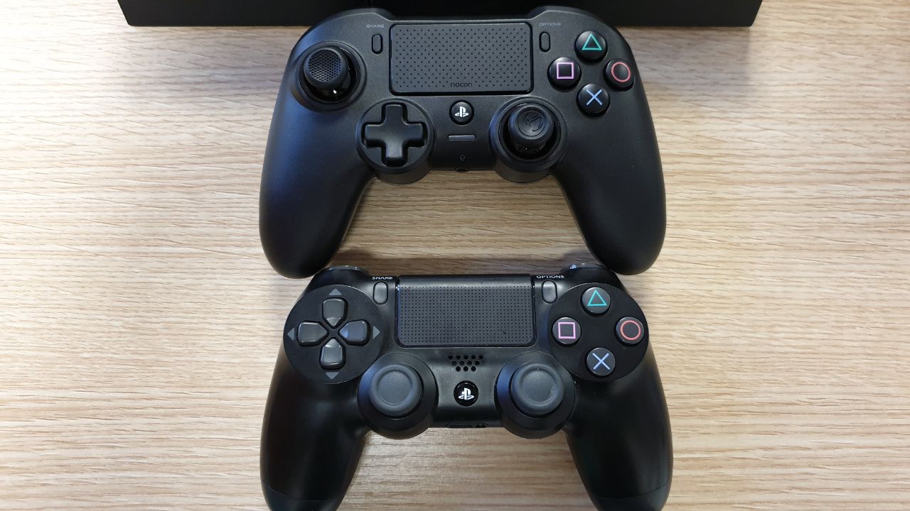 Analogico Ps4 Si Muove Da Solo