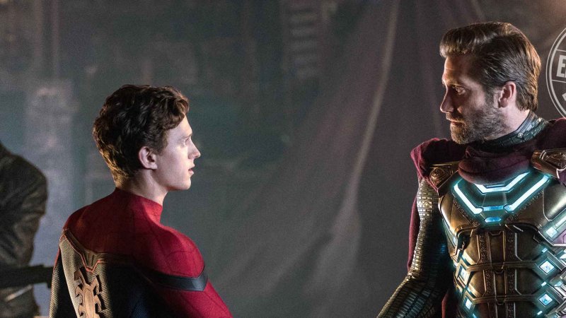 Spider Man Far From Home Peter Meets Mysterio Spider Man Far From Home Peter Meets Mysterio